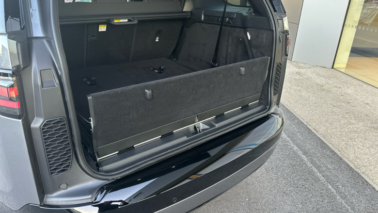 Land Rover Discovery 3.0 D350 Dynamic SE 5dr Auto Diesel Station Wagon